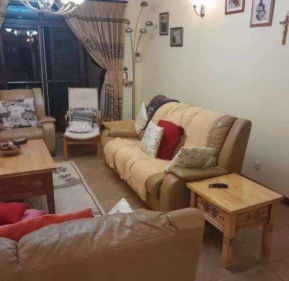 تختخواب و صبحانه Ex  Nasaco Apartments