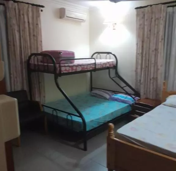 تختخواب و صبحانه Ex  Nasaco Apartments