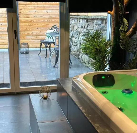 ベッドアンドブレックファースト Suite Marie