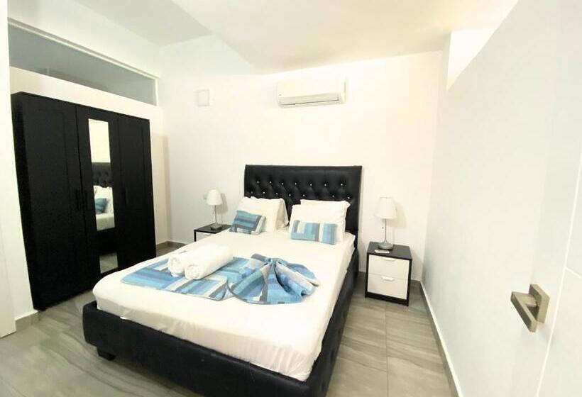 هتل Atlantic Suites Great Location Beach, Restaurants And Bars