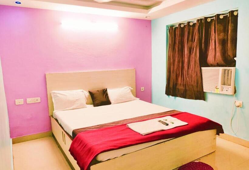 בית מלון כפרי Chandra Bindu Near Sea Beach