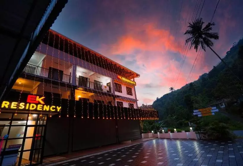 Hotelli Ek Residency