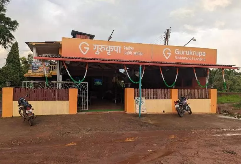 Hotelli Gurukrupa Restaurant And Lodging