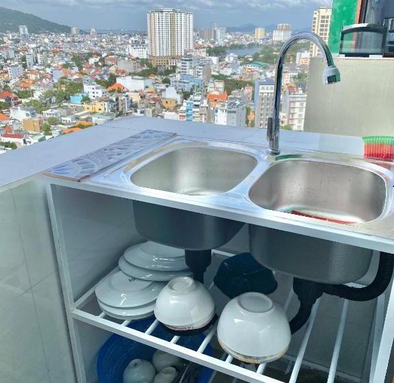 هتل Tòa Nhà Sơn Thịnh Thùy Vân   Thảo 22