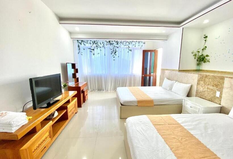 هتل Tòa Nhà Sơn Thịnh Thùy Vân   Thảo 22