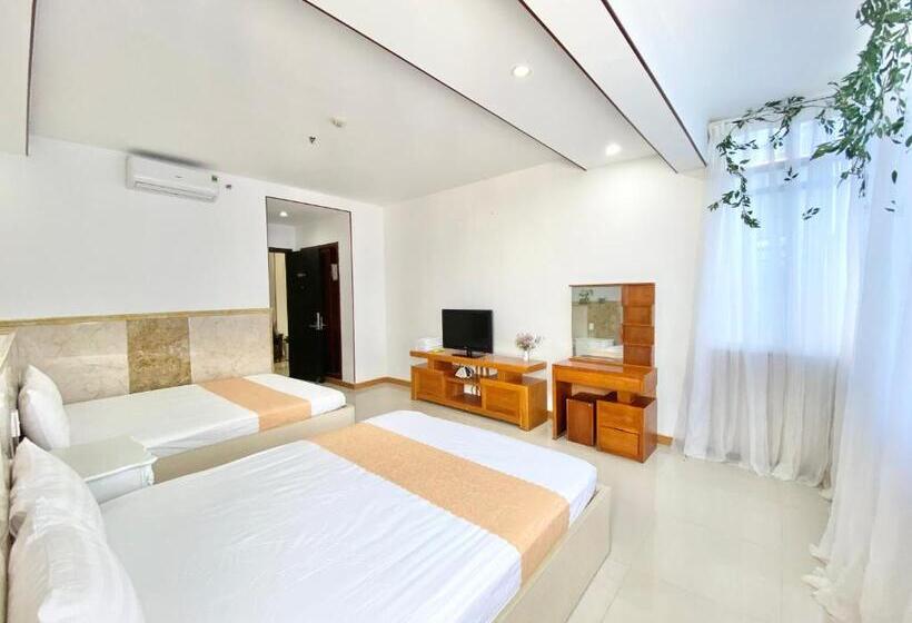 هتل Tòa Nhà Sơn Thịnh Thùy Vân   Thảo 22