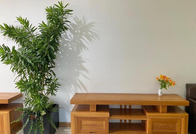 هتل Tòa Nhà Sơn Thịnh Thùy Vân   Thảo 22