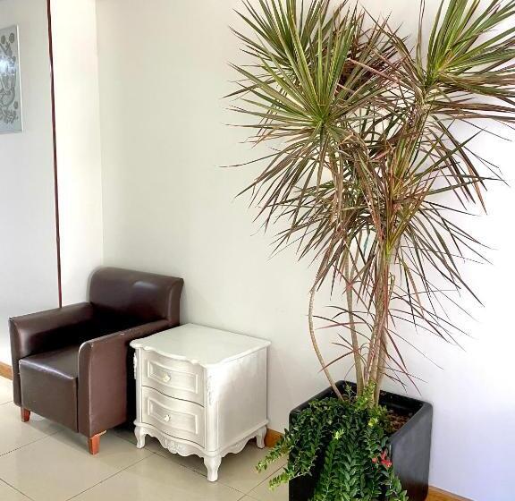 هتل Tòa Nhà Sơn Thịnh Thùy Vân   Thảo 22