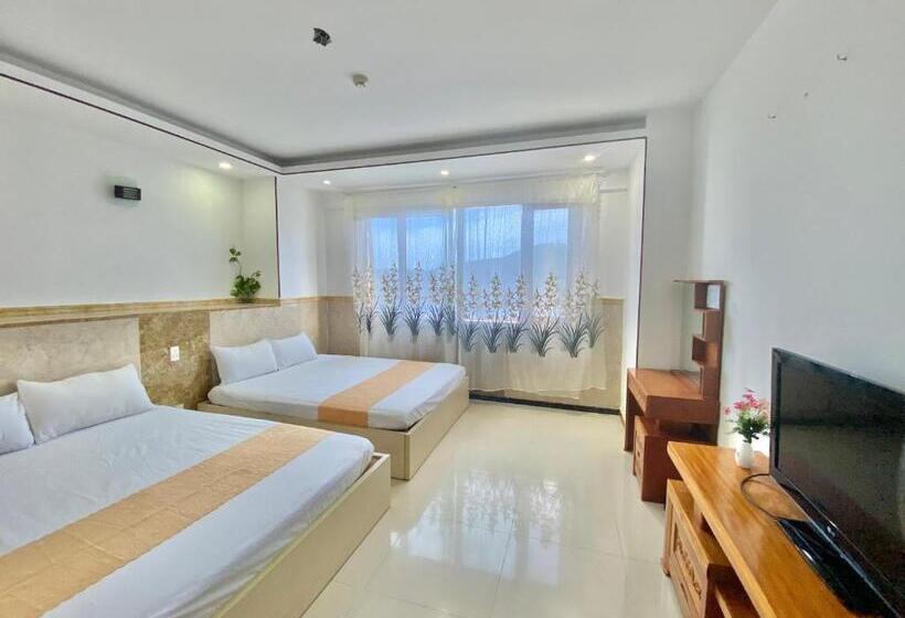 هتل Tòa Nhà Sơn Thịnh Thùy Vân   Thảo 22