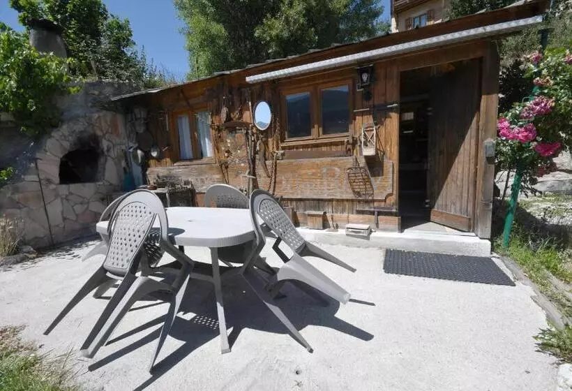 ホテル Le Love Chalet Des Alpes