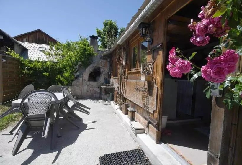 ホテル Le Love Chalet Des Alpes