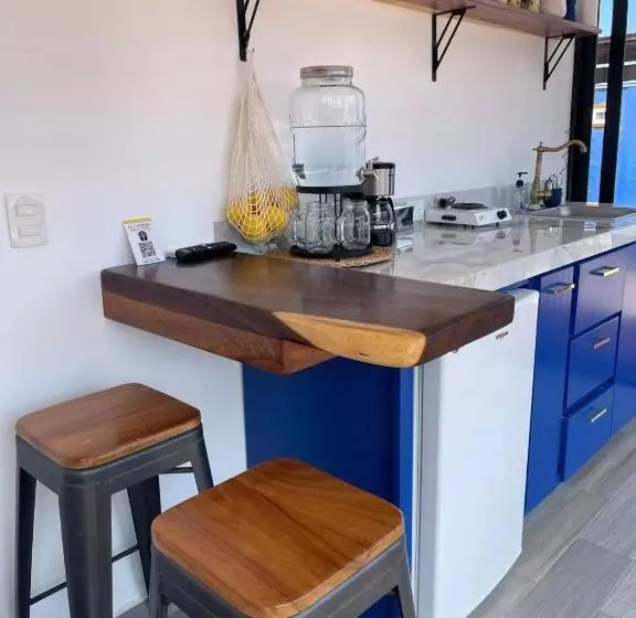 ホテル Precioso Contenedor Con Alberca