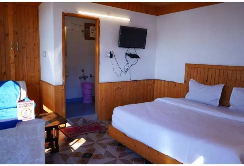 ホテル Rajendera Residency, Shimla