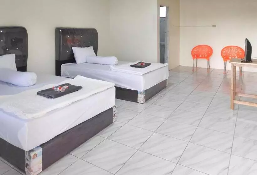 Hotelli Reddoorz @ Jalan Ujung Aji Berastagi