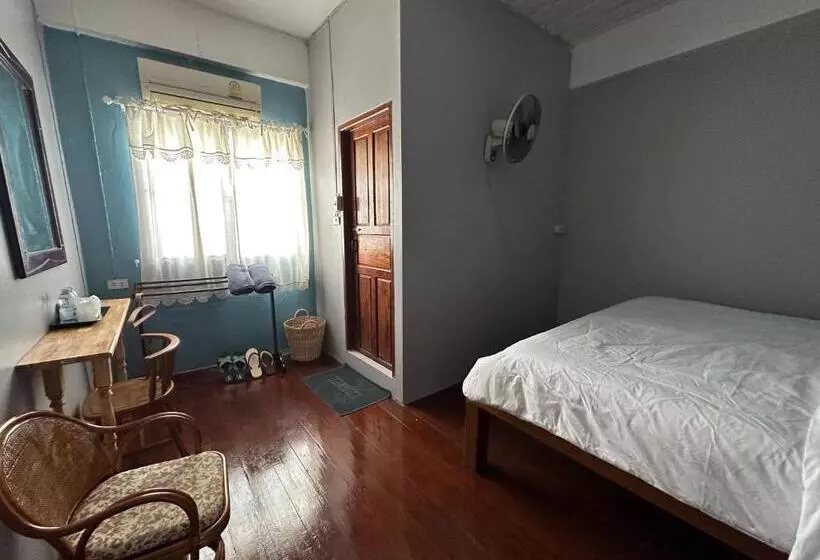 Hotelli Thadan Guest House