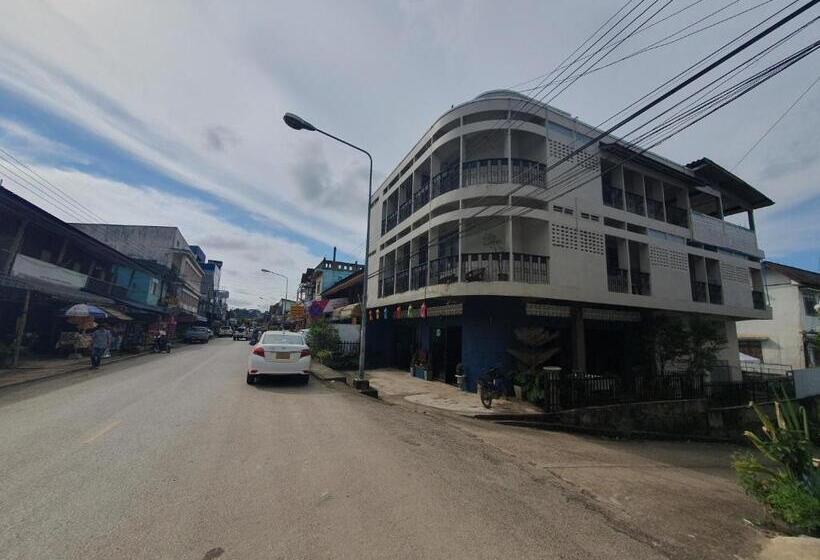 Hotel Thadan Guest House