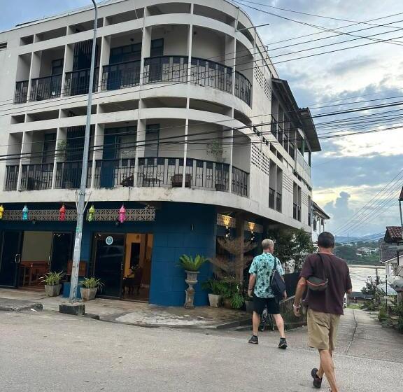 Hotel Thadan Guest House