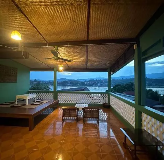 Hotelli Thadan Guest House