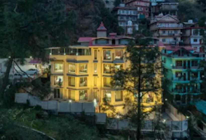 ホテル The Rock Castle Shimla