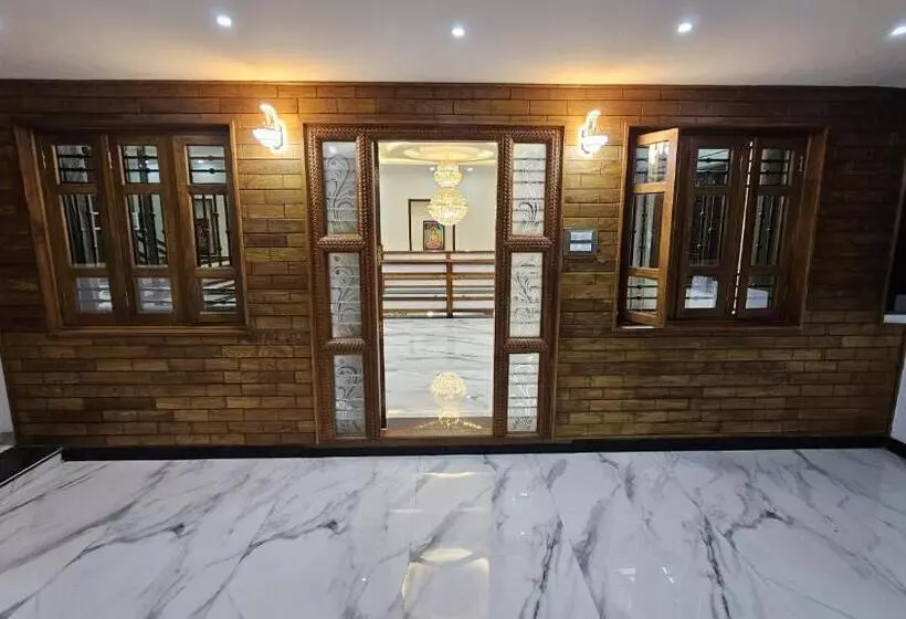 Hotelli Vrindavan Homestay Near Temple