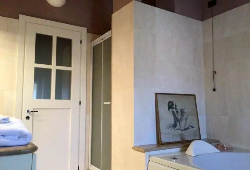 Majatalo Villa Moglietta Host In Langhe