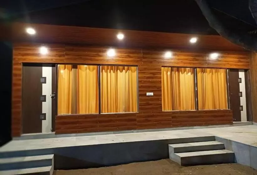Lomakeskus Wildhawk Adventure Near Delhi Ncr