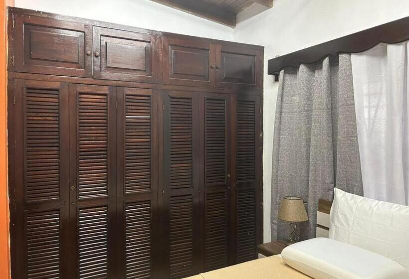 Seven Days Hotel B&b