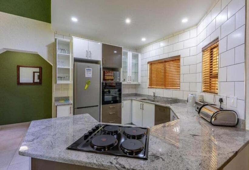 Unit P11/29 Dec @sanbonani Resort & Spa