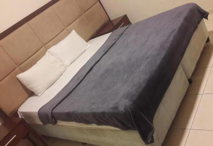 كوتاج المفروشة