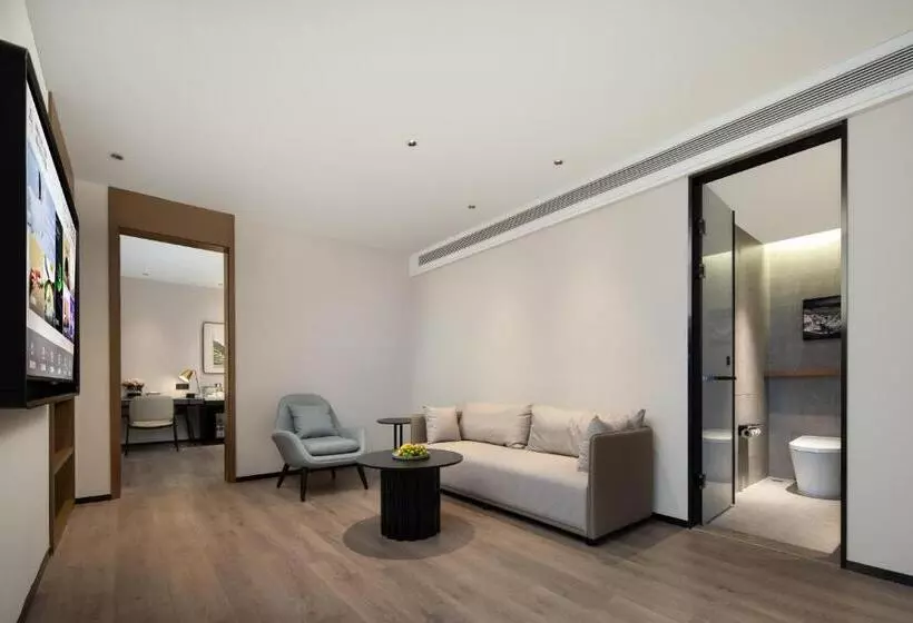 Atour Hotel Nantong North Street Vientiane City