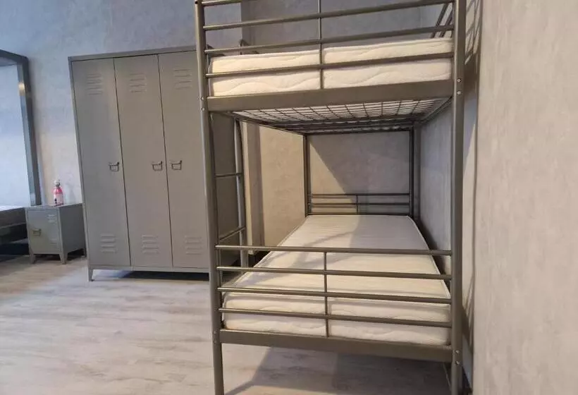 B&b  T Kloaster Kamer De Fabriek
