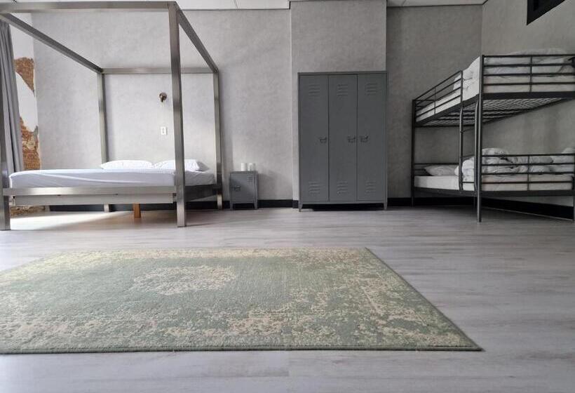 B&b T Kloaster Kamer De Fabriek