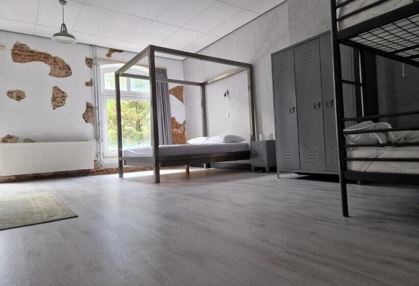 B&b T Kloaster Kamer De Fabriek