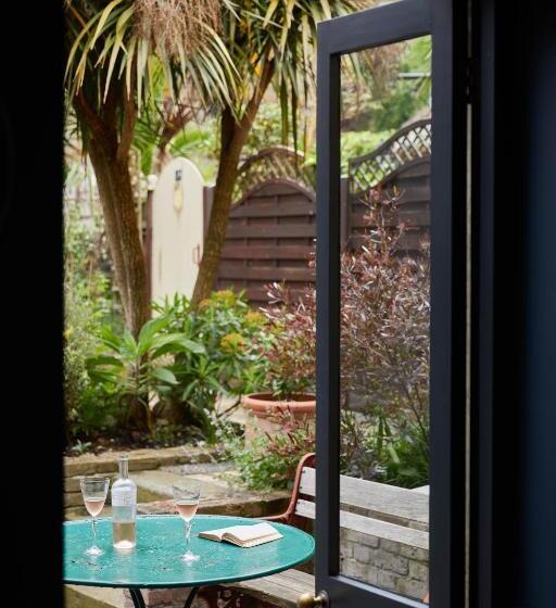 住宿加早餐  Belvidere Place