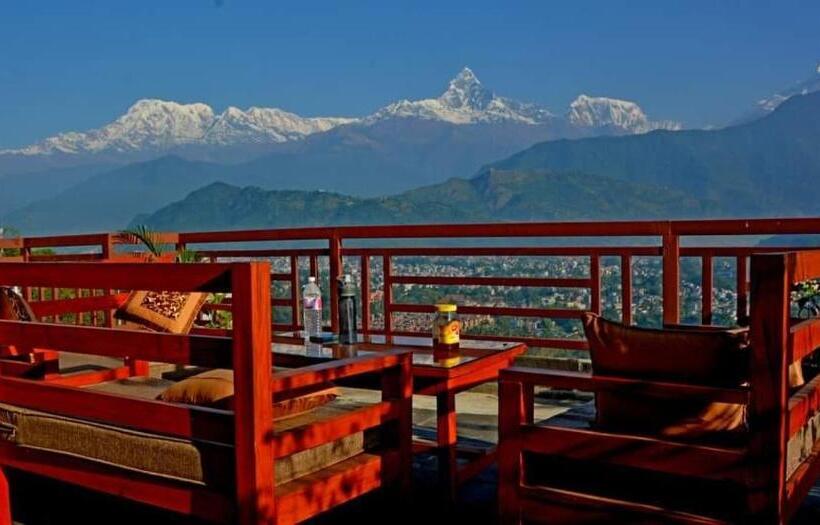 تختخواب و صبحانه Himalayan Home Pokhara Lamagaun 10 Minute From Lakeside By Car