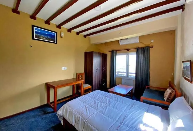 تختخواب و صبحانه Himalayan Home Pokhara Lamagaun 10 Minute From Lakeside By Car