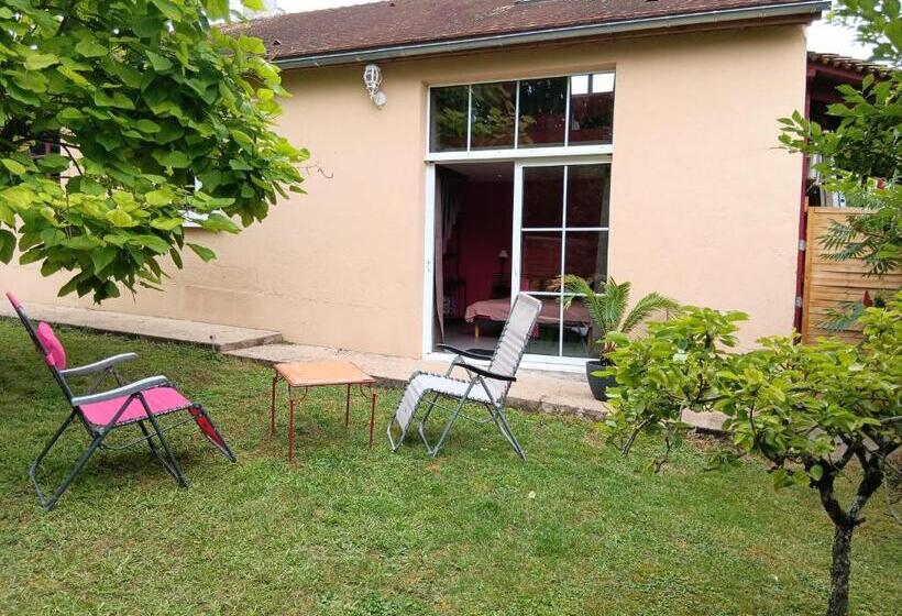 Bed and Breakfast La Baraque