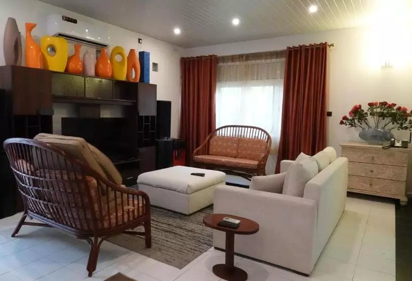 ベッドアンドブレックファースト Palm Grove