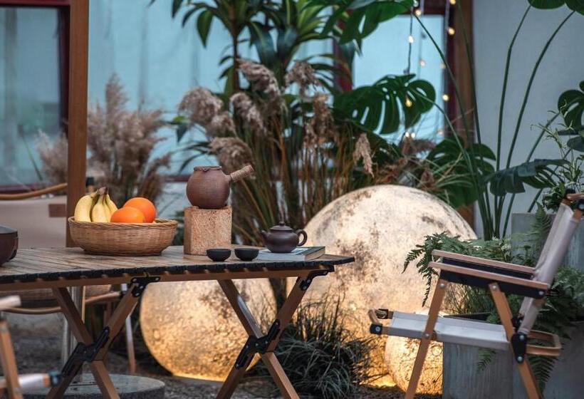 ベッドアンドブレックファースト Shangri La Jinwushe Boutique Inn