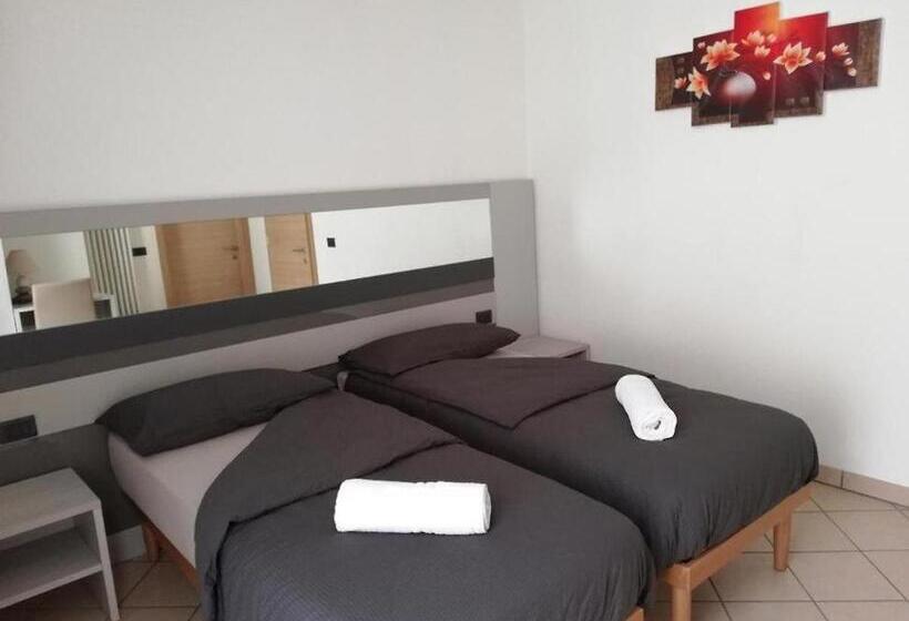 ホテル Garni Selene