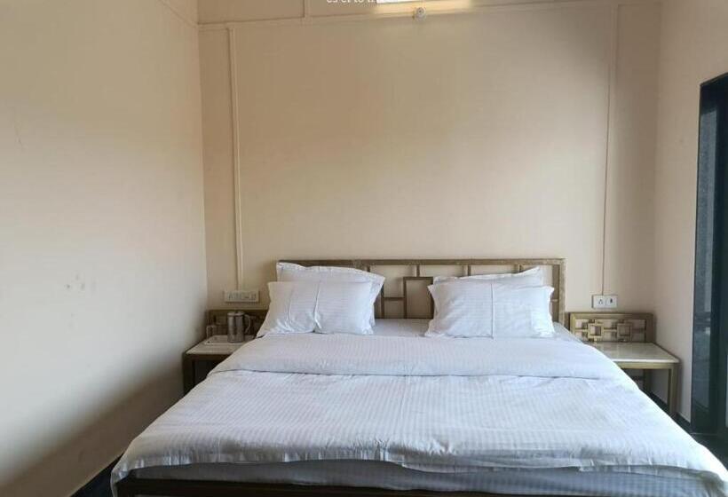 Отель Jawai Sanderao Farms