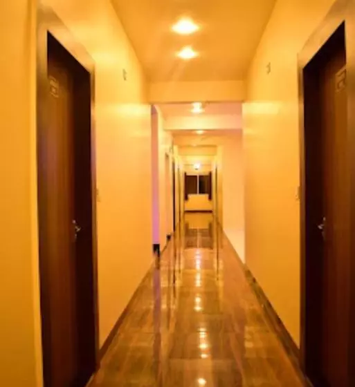 Hotelli Jyoti Palace