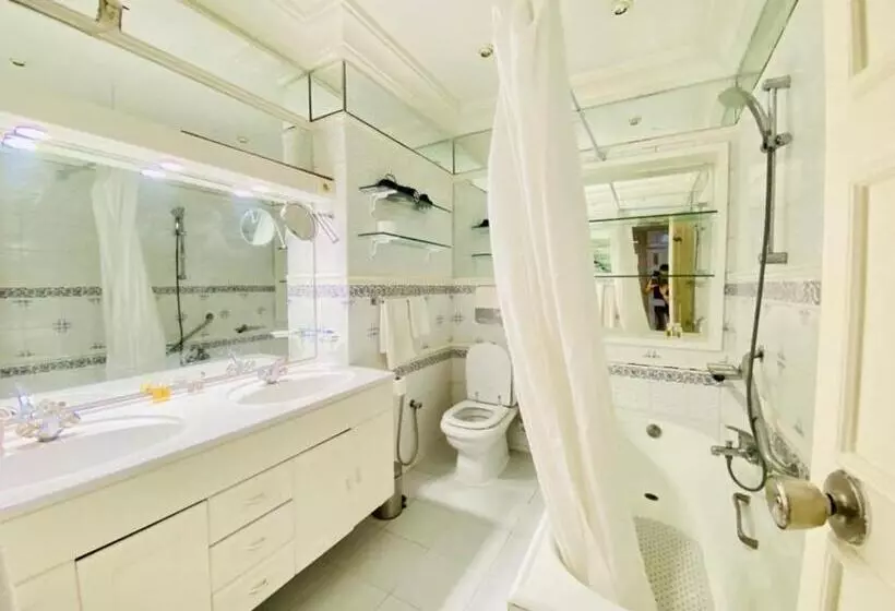 هتل Plaza La Marsa