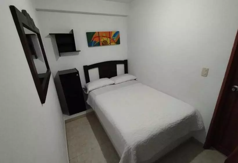 Hotelli Q  Machera