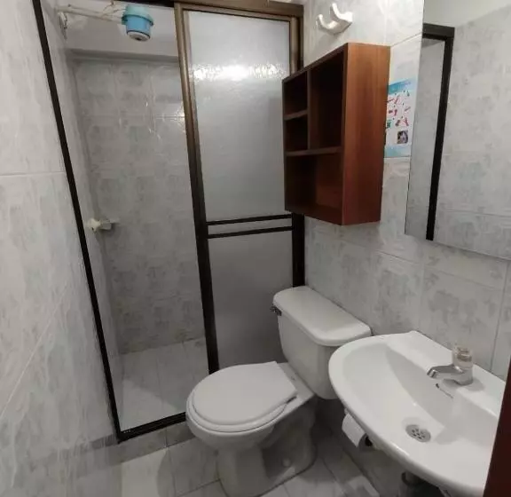 Hotelli Q  Machera