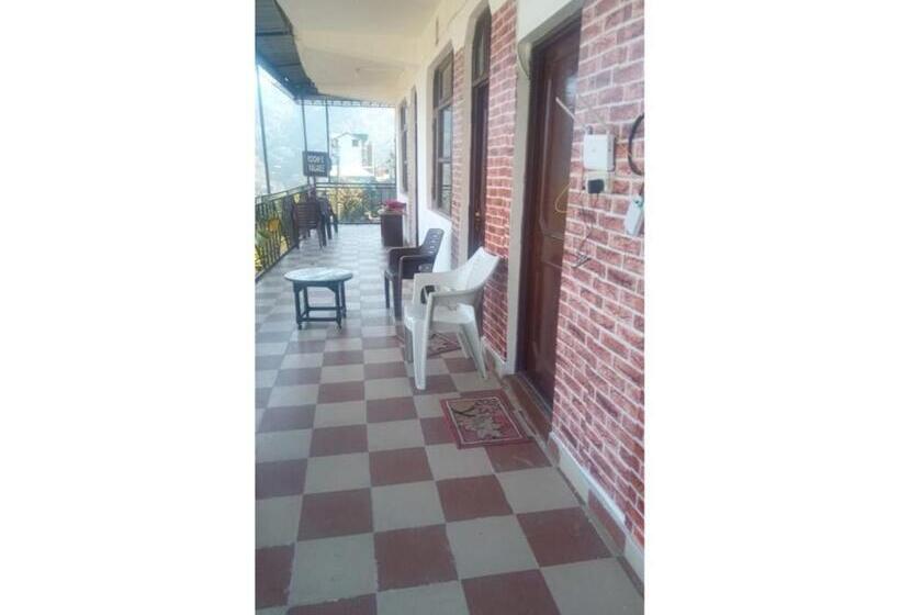 בית מלון כפרי Sheetal Homestay, Kasauli