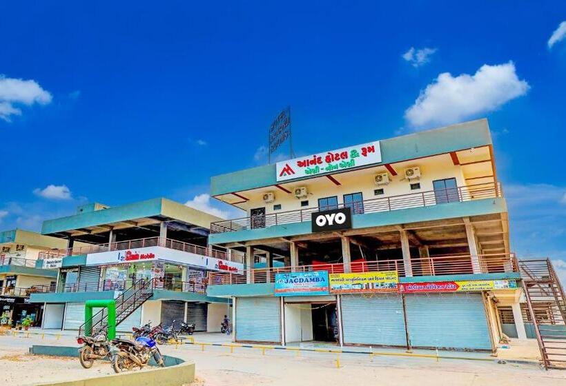 Oyo Flagship Hotel Aanand Rooms