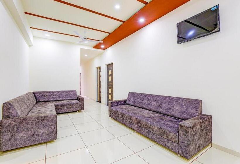 Oyo Flagship Hotel Aanand Rooms