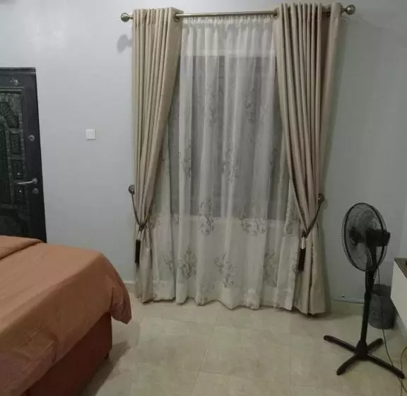 پانسیون Od V!ck S Classic, Wuse 2 Extension, Upscale Jahi District Wifi,24hr Power,security, Dstv