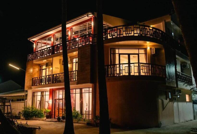 پانسیون Silver Oasis Maldives